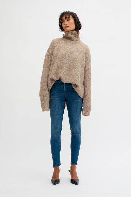 11 THE KNIT ROLLNECK Dune
