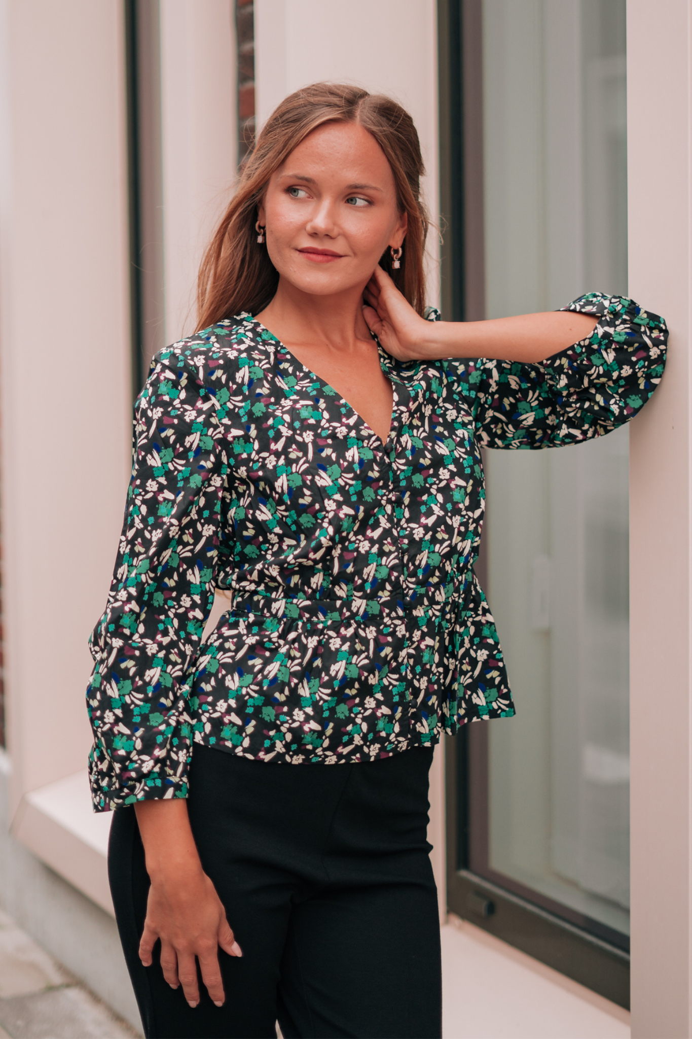 Baum Und Pferdgarten - MAYZIE Blouse - Black Dandy Flower - Overlo