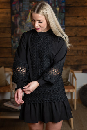 Katja Embroidery Dress - Black
