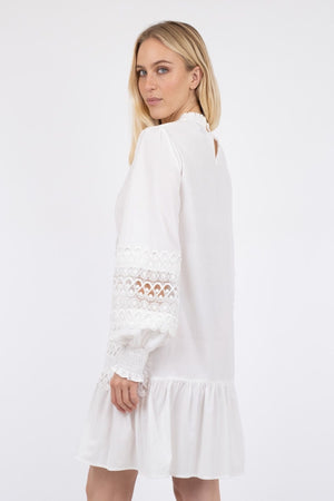 Katja Embroidery Dress - White